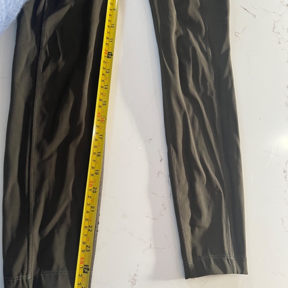 Lululemon speed up leggings - Picture 2 of 3
